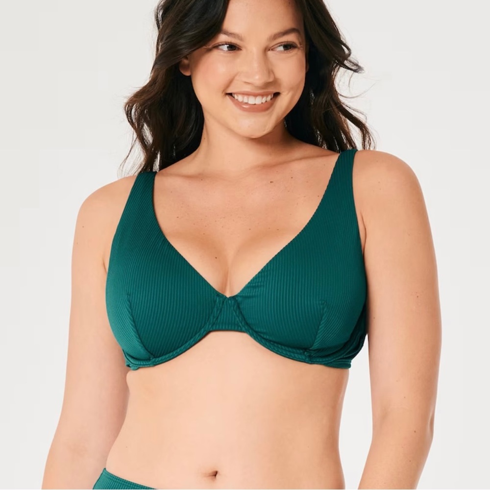 CURVY HIGH APEX RIBBED UNDERWIRE BIKINI TOP hollister